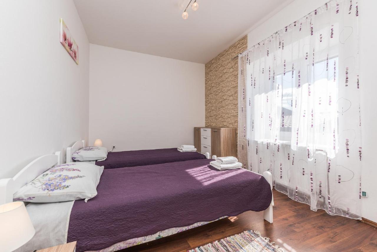 Holiday Home Tower With Private Pool, Sauna And Quads Smilcic Buitenkant foto