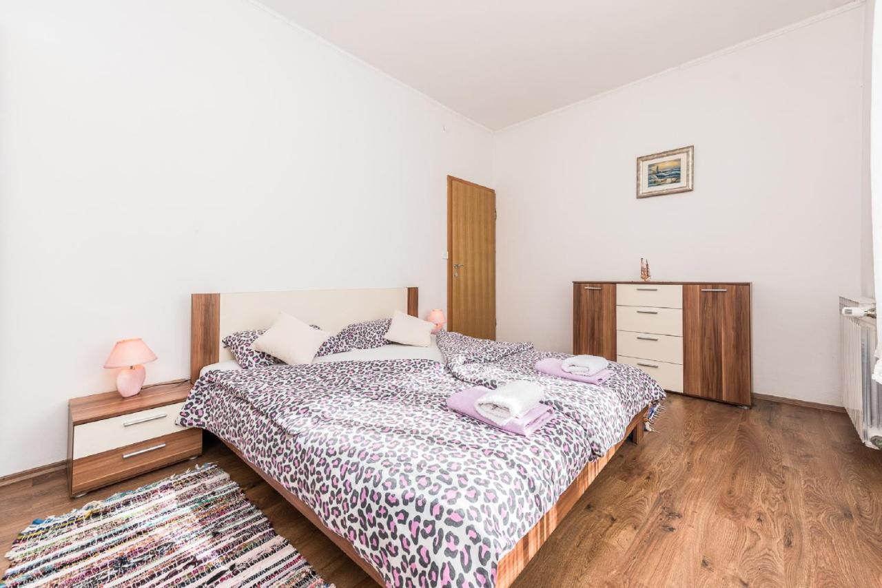 Holiday Home Tower With Private Pool, Sauna And Quads Smilcic Buitenkant foto