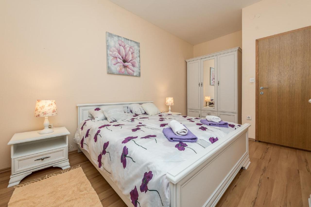 Holiday Home Tower With Private Pool, Sauna And Quads Smilcic Buitenkant foto